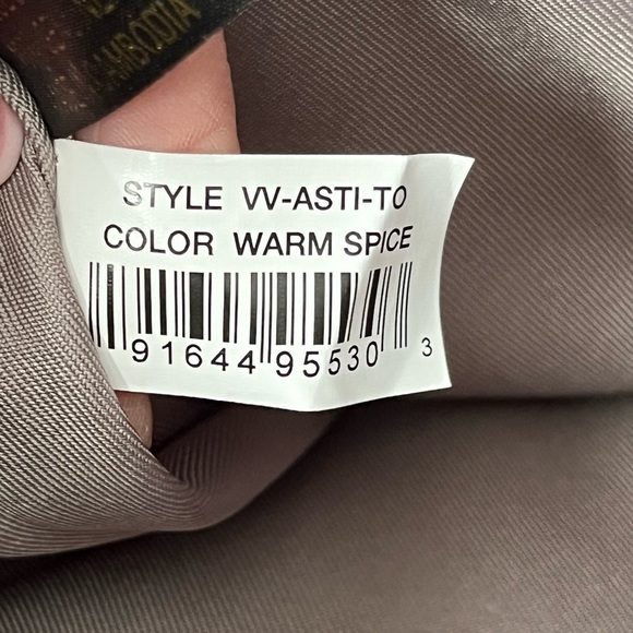 Vince Camuto Asti Leather Tote/Shoulder Bag - Picture 9 of 11